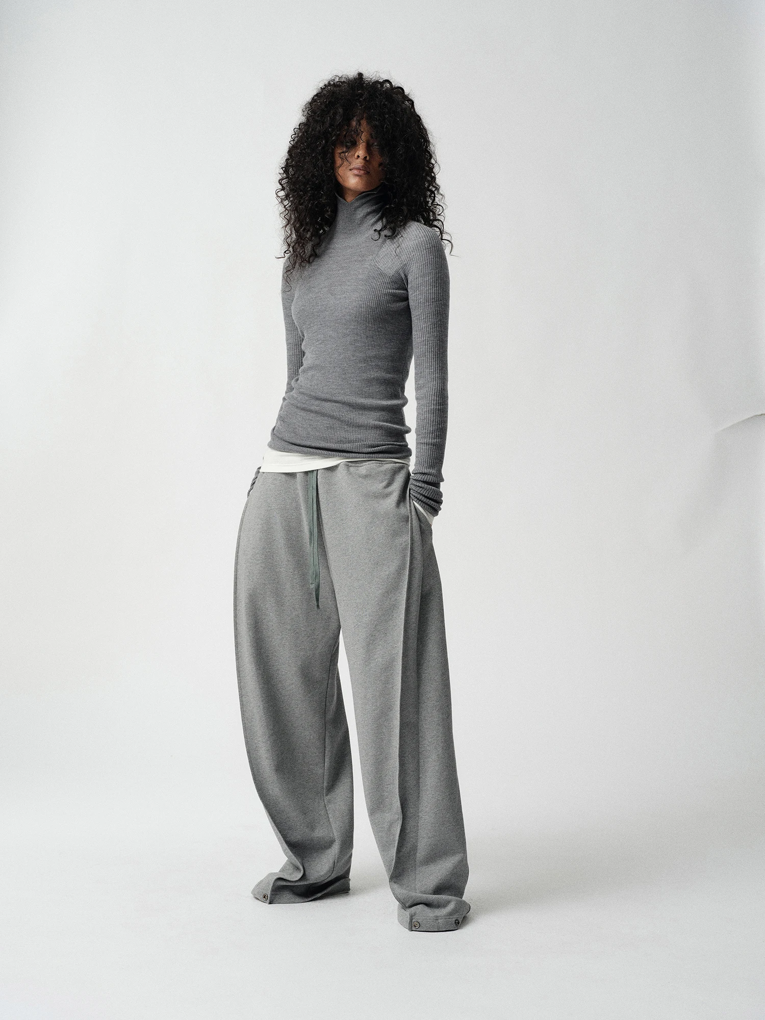 

LIEGEE Autumn Winter Wool Base Layer Sweater B-oulder Split High Collar Women's Casual Sle Slim Fit Long Sve Knitwear