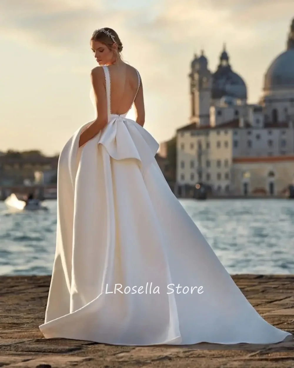 LRosella Abito da sposa A-Line Scollo a cuore Senza maniche Lunghezza pavimento Raso Elegante Squisito stile Morden Lusso فسات2024