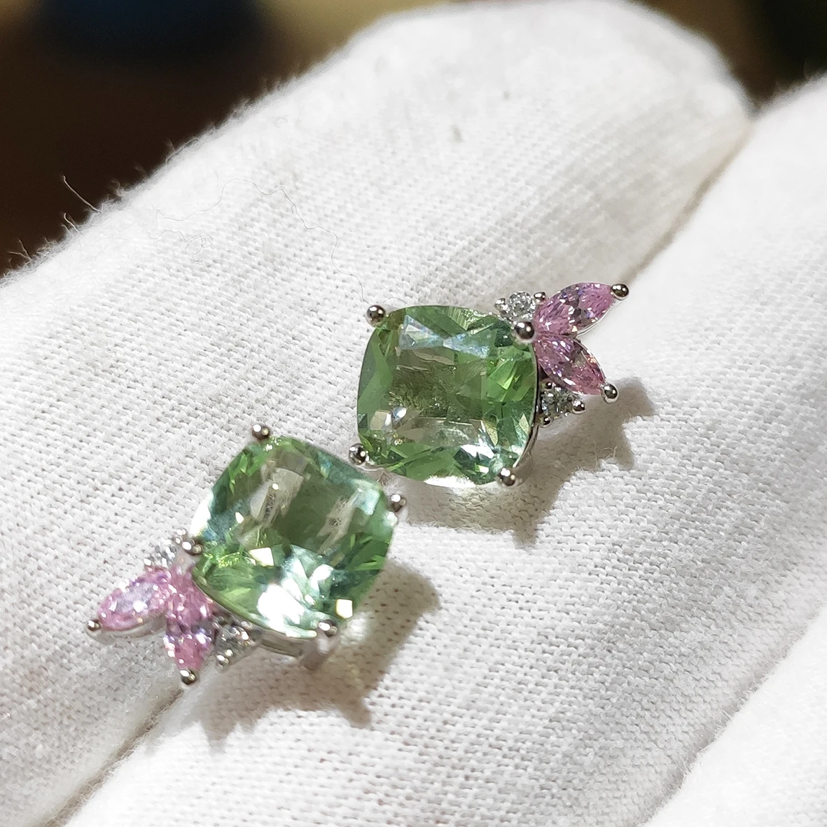 925 Sterling Silver Minimalistic Light Green Chrysolite Green Crystal  Earrings Czech Crystal Stud