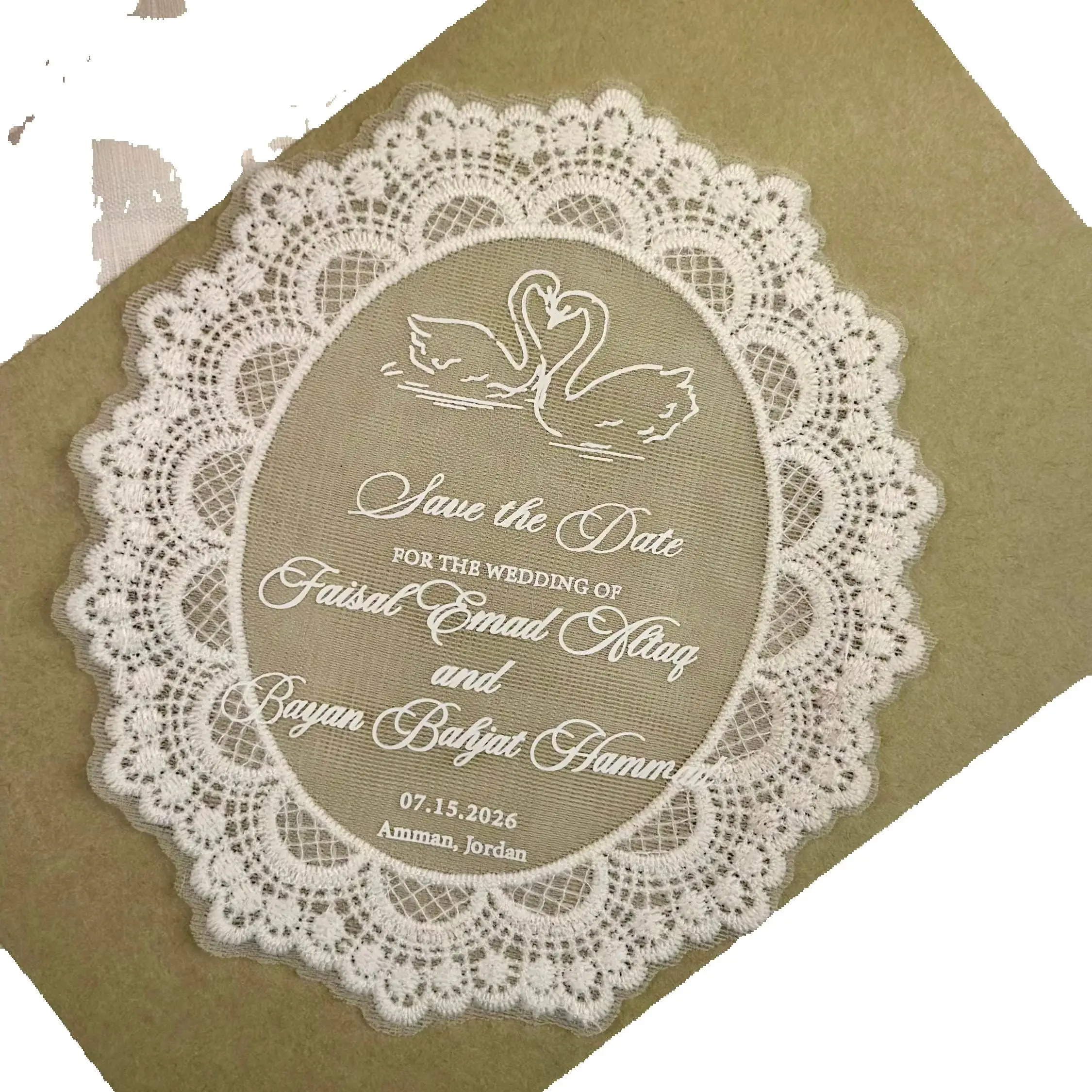 Personalizowane zaproszenia ślubne w stylu vintage z owalną koronką, eleganckie zaproszenia na przyjęcie, dekoracja stołu weselnego. — 2