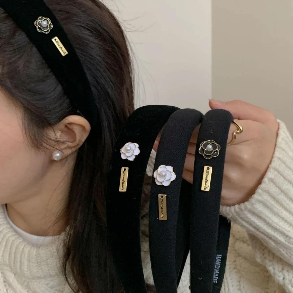 1PC Winter Maillard Camellia Headband High Skull Top Pressure Headband Versatile and Elegant Hair Accessory