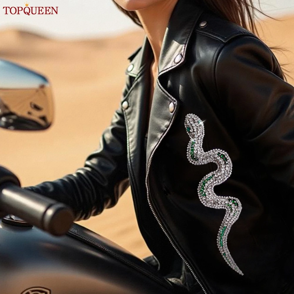 

Наклейка-аппликация TOPQUEEN Serpentine с блестящими стразами для одежды, головных уборов и сумок, пришивная, термоклеевая