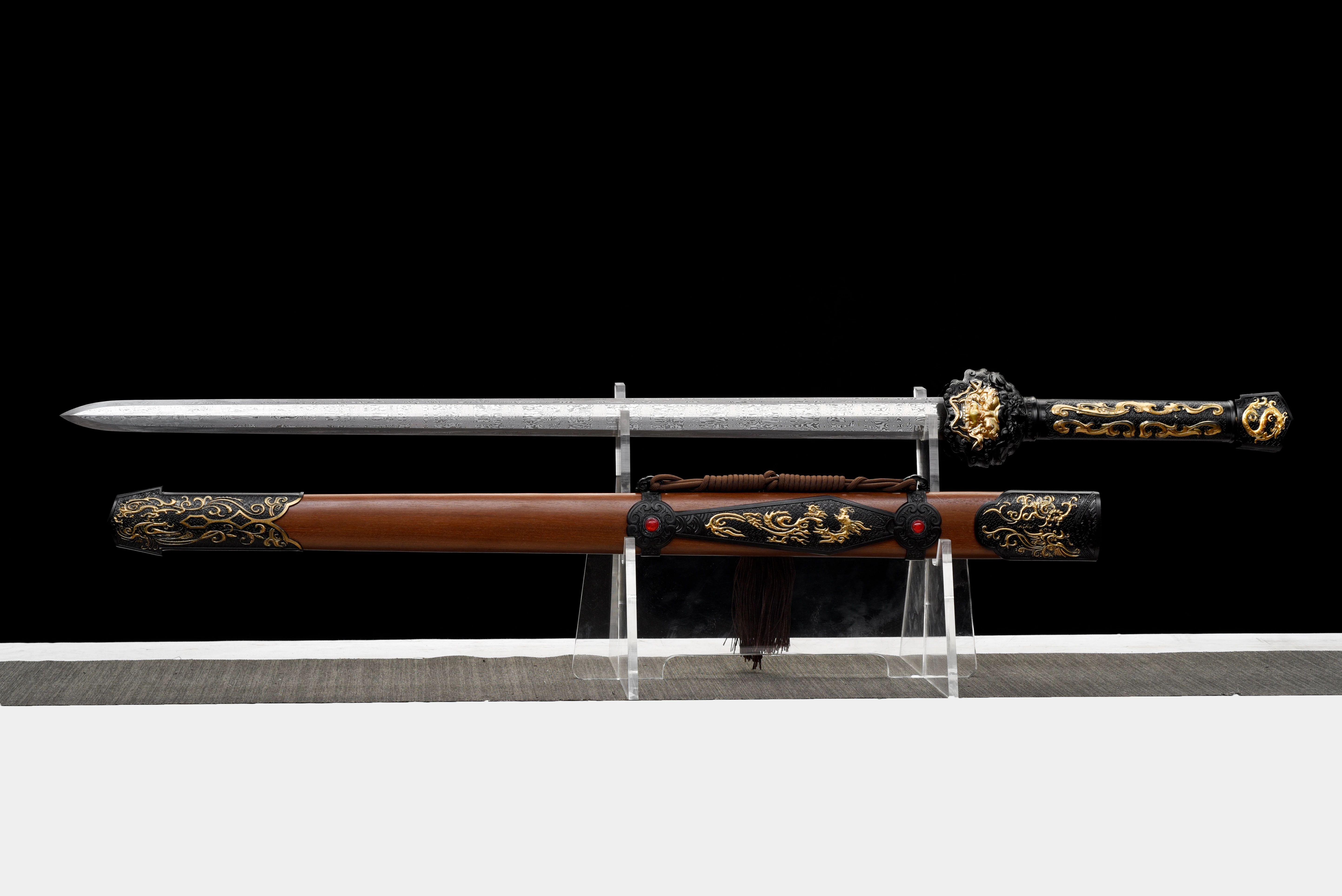Chinese dragon and phoenix warrior blade sharp,medieval katana battle preparation,Damascus steel ninja, martial arts enthusiast