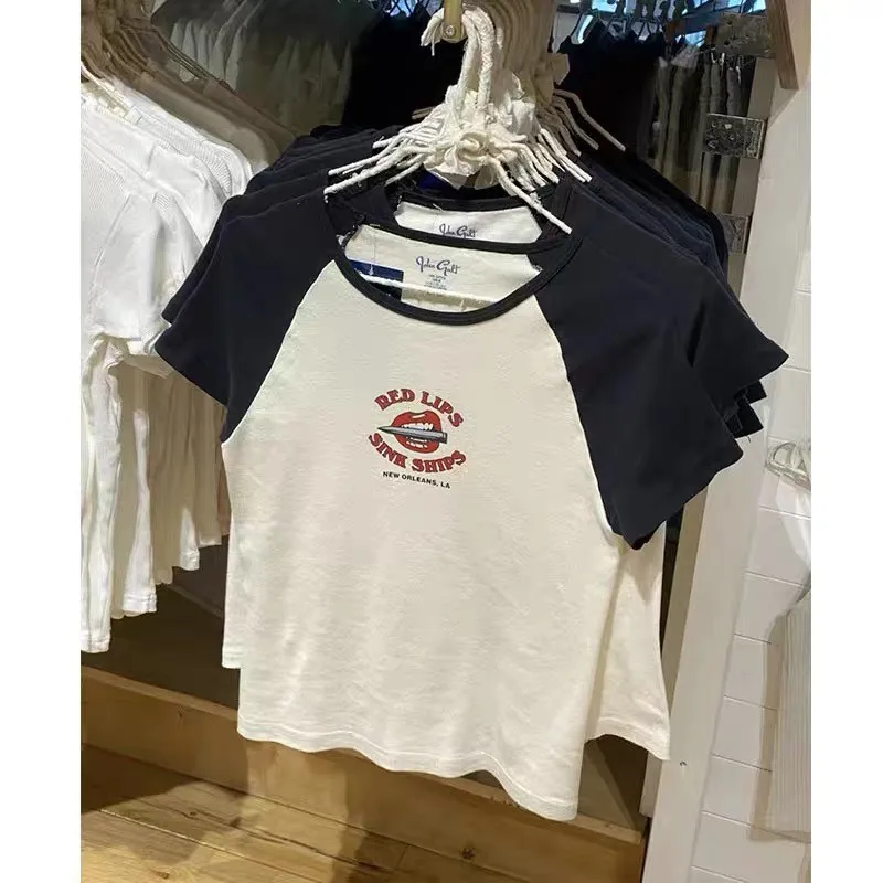 

Brandy Girl Retro American Sle ort Sve T-irt Women's Cotton Red Lip Print Top Vintage Faion Ladies' Tee