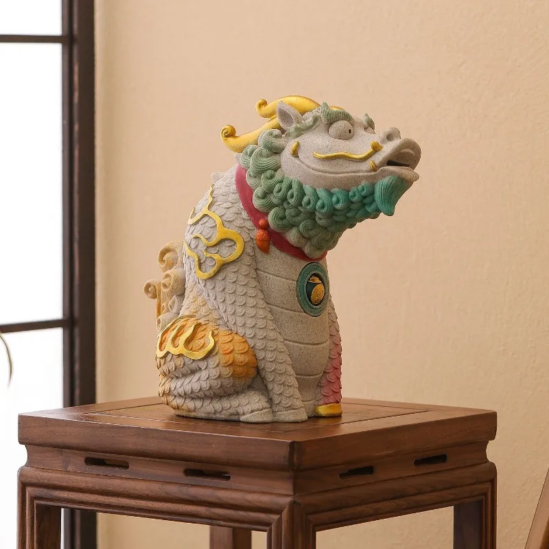 Only in and out, can store banknotes, large ornament y.