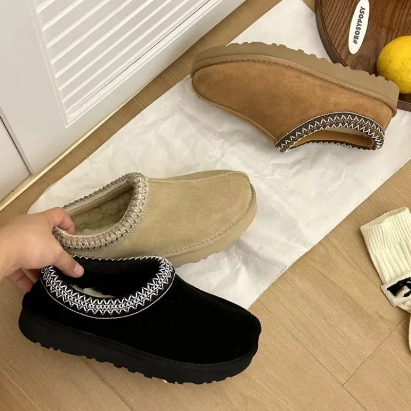 Snow boots for women in autumn and winter, with plush insulation and a half drag fur toe cover, suitable for outdoor wear