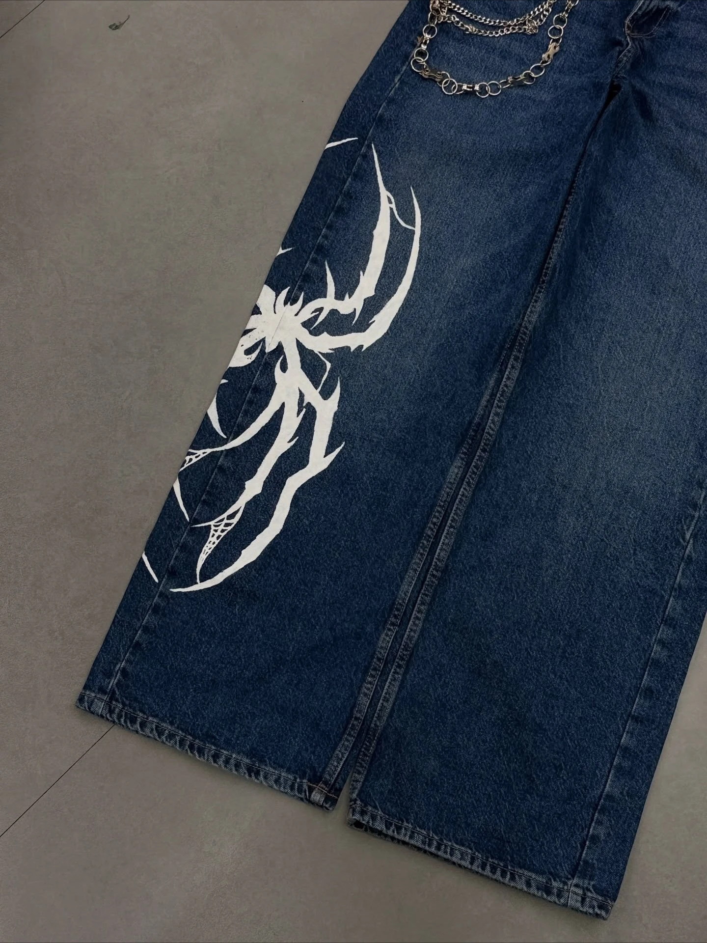 American Style Oversized Hip-hop Jeans Women Straight Leg Denim Pants Graffiti Print Wide Leg High Street Daily Wear Y2K