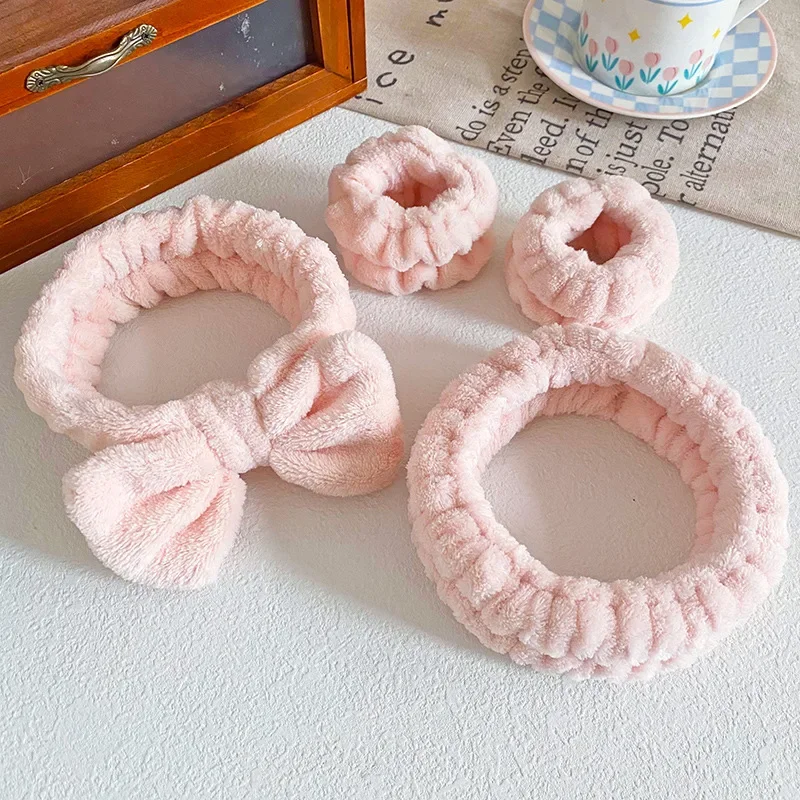4 ชิ้น/เซ็ตสีทึบชุดคาดศีรษะโบว์, สปาฟองสําหรับล้างหน้าแต่งหน้าอาบน้ํา Skincare อุปกรณ์เสริมผม Scrunchies