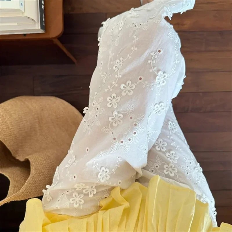 Nuovi pantaloni estivi a gamba larga moda pizzo bianco scava fuori ricamo floreale pantaloni dritti in vita elastica tinta unita da donna