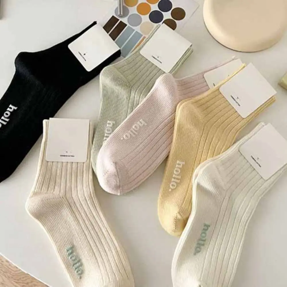 

10Pairs Solid Color Candy Color Mid-calf Socks Simple Female Hosiery Mid Tube Socks Breathable Sweet Socks Women Lady
