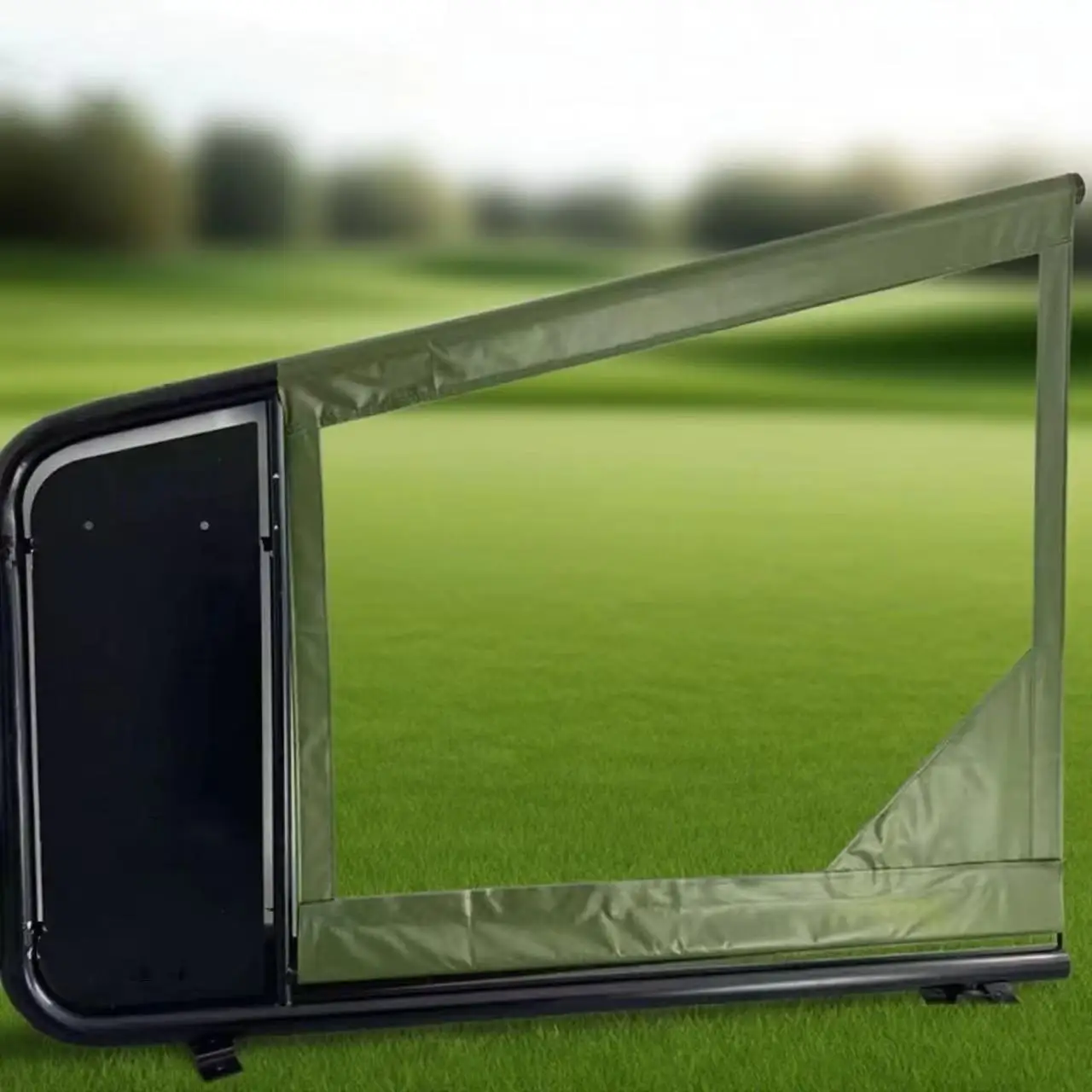 Metal mesh golf divider for separating driving range pads and tee connectors