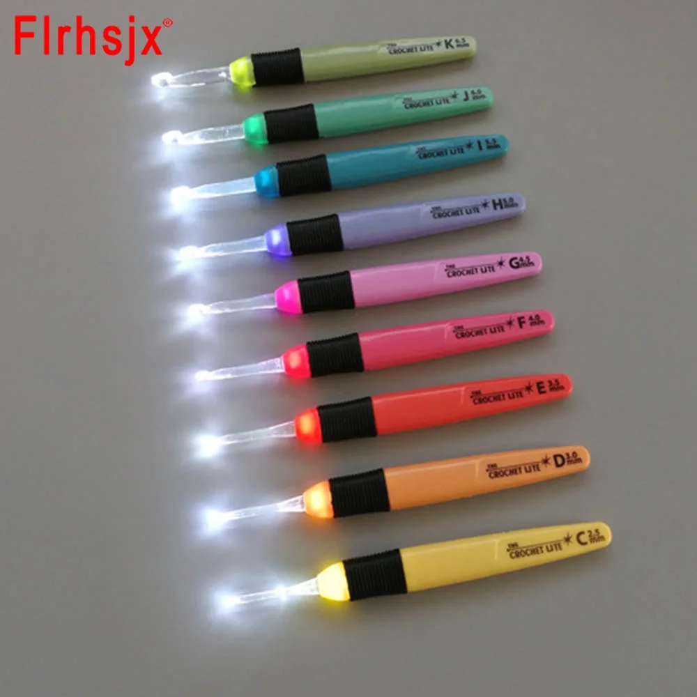 1Pc 2.5-6.5mm LED Light Crochet Knitting Needle Knitting Accessories Tool Crochet DIY Luminous Knitting Needle Tool