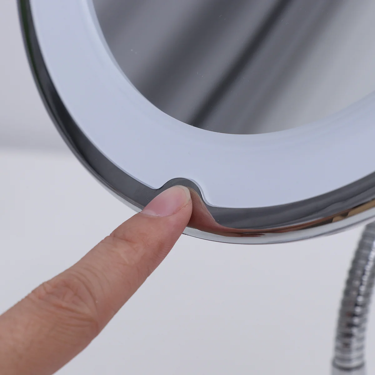 1Pcs 10X Enlarging Makeup Mirror Round Vanity with Strong Adhesive Suction Base Portable Design for Travel Home Office