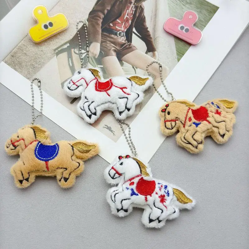 Llavero de caballo Kawaii, colgante de pareja de Pony de dibujos animados, regalos de decoración de mochila encantadora, lindo llavero de Pony