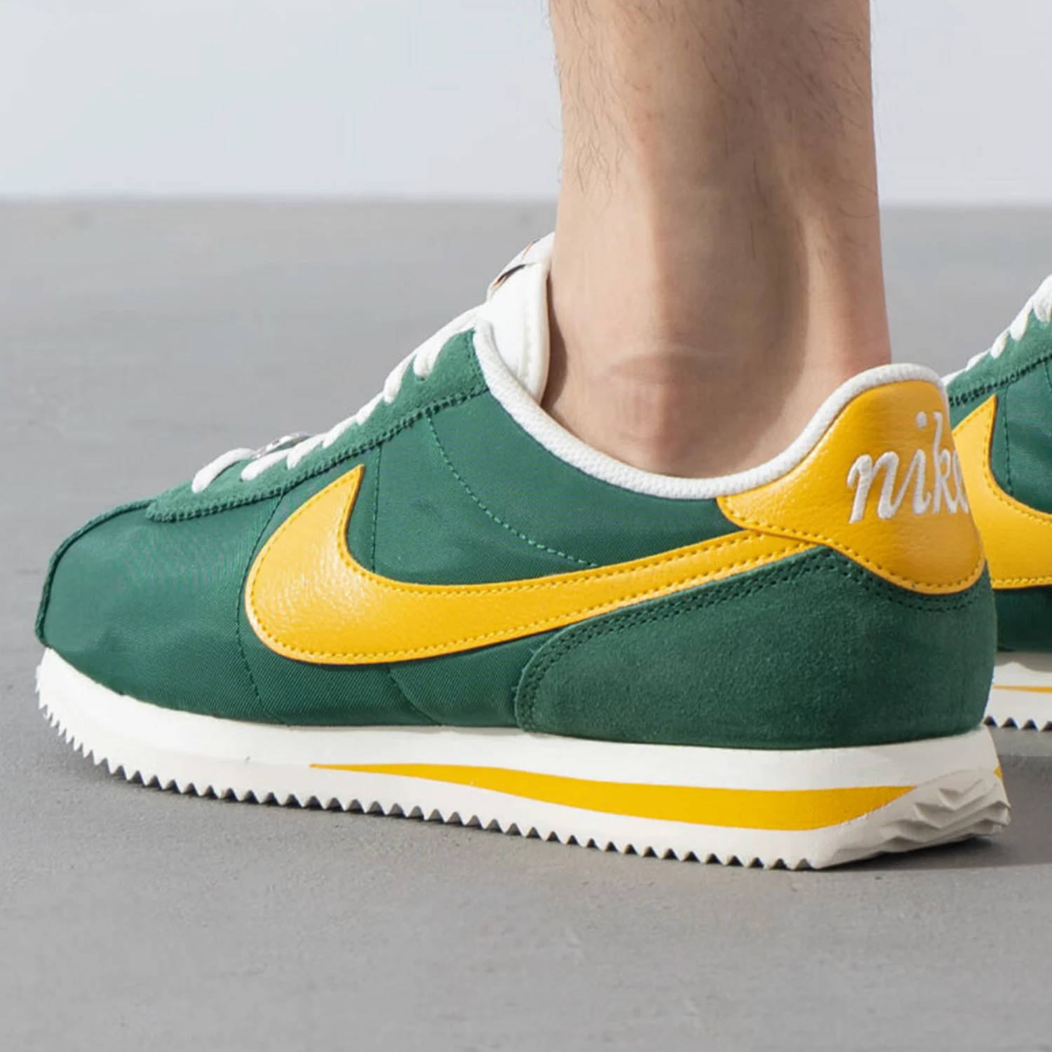 حذاء نايك الرسمي الأصيل 2024 الجديد للرجال والنساء حذاء كاجوال ريترو متين HF1435-300 #3