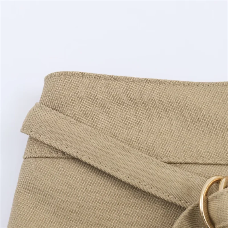 Herfst/winter nieuwe damesmode 2022, trendy asymmetrische kaki rok met riem en zakken.