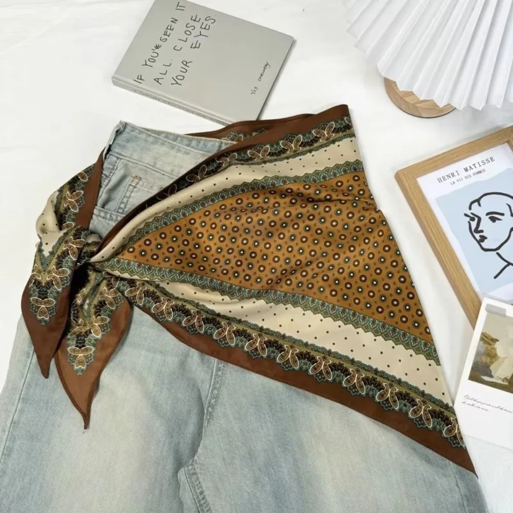 Green Triangle Scarf All-Matching Advanced Feeling Korean Style Scarf Old Money Style Temperament Shivering Scarf For Women