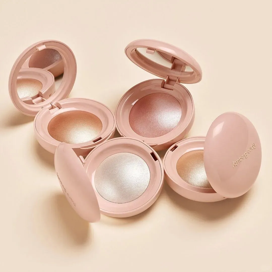 ファッションリキッドハイライトブラッシュミラーセッティングパウダー保湿リップグロス滑らかで軽量なナチュラルフェイスメイクアップ化粧品