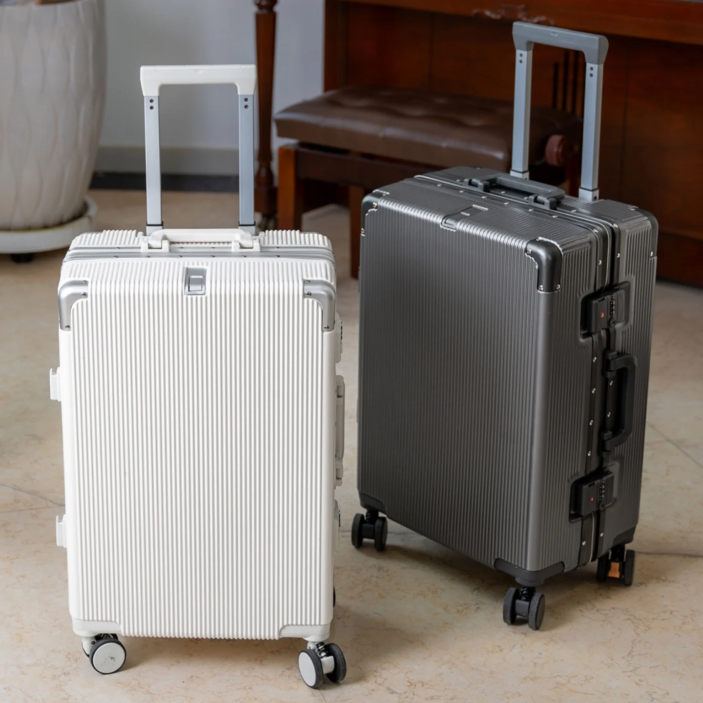 16 "/20"/22 "/24"/26 "/ 28" حقيبة ذات سعة كبيرة Fashoin المتداول الأمتعة السفر الألومنيوم الإطار مع عجلة أكياس عربة مصنوعة من سبائك #2