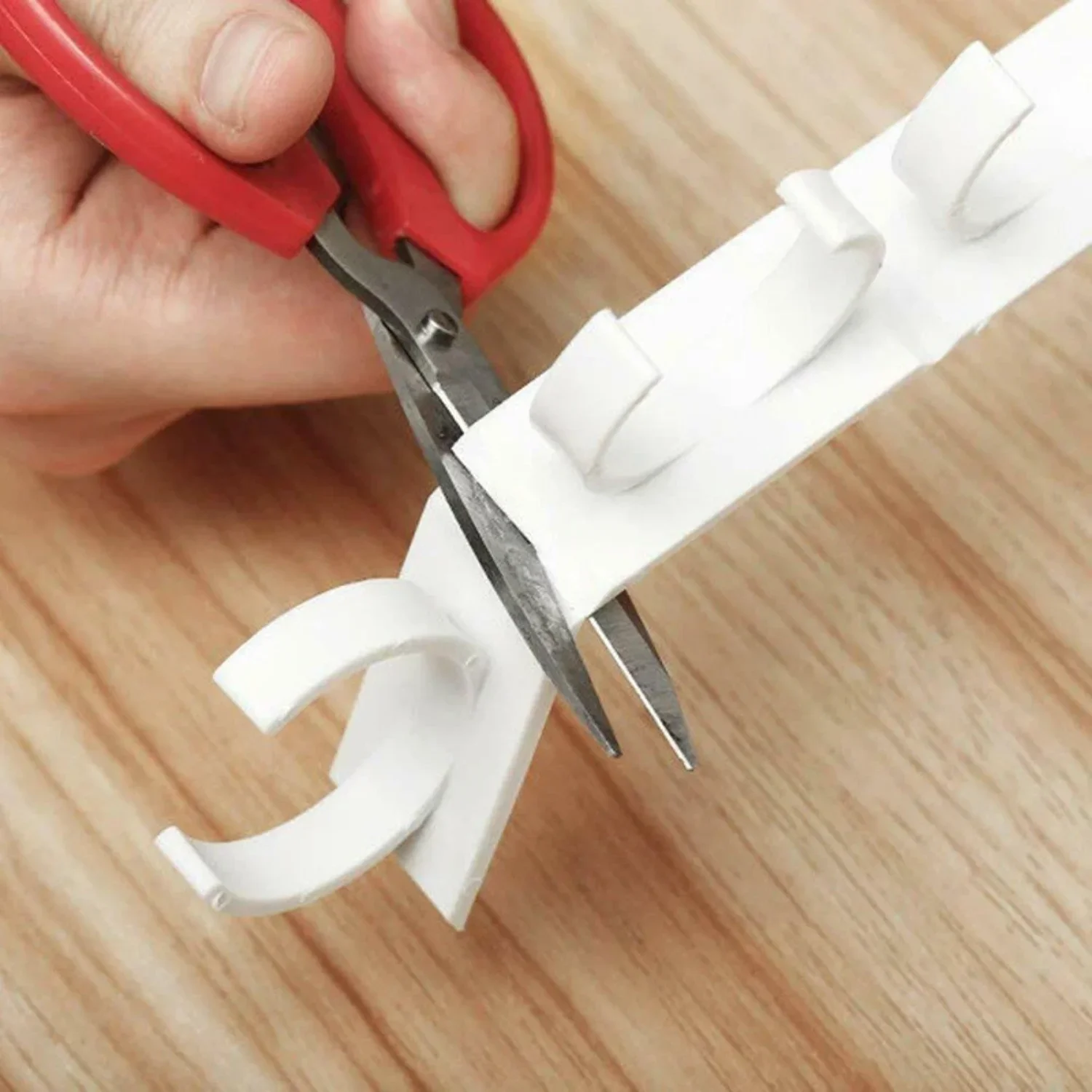 2/4 pçs rack de garrafa de especiarias gabinete montagem na parede clipe adesivo plástico organizador do armário frascos de especiarias clipes