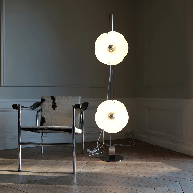 

Nordic Minimalist living room bedroom floor lamp creative room decor stand light height-adjustable standing petal floor light