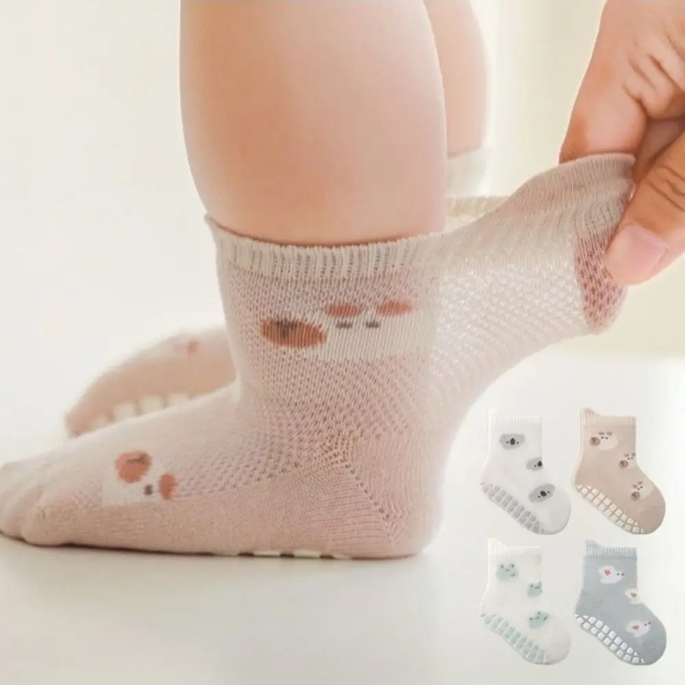 4 Pairs New Soft Cotton Floor Socks Non-Slip Sole Cartoon Animal Pattern Toddler Socks Breathable Newborn Socks Gift Giving