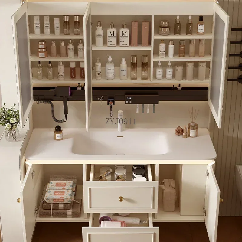 Multifunktions-Wohnmöbel, Badezimmerwaschbecken, Spiegel, platzsparender Schrank, Aufbewahrungssäule, geschlossene Toilette, luxuriöses Handtuch, vielseitig einsetzbar