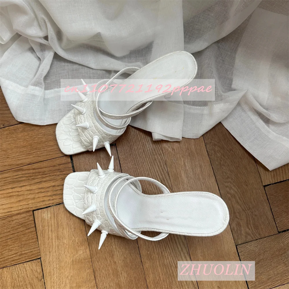 

Stone Pattern Riveted Slippers For Women Summer Hoof Heels Shallow Mouth Square Head Slippers Luxury Party Sandals Gladiator 43