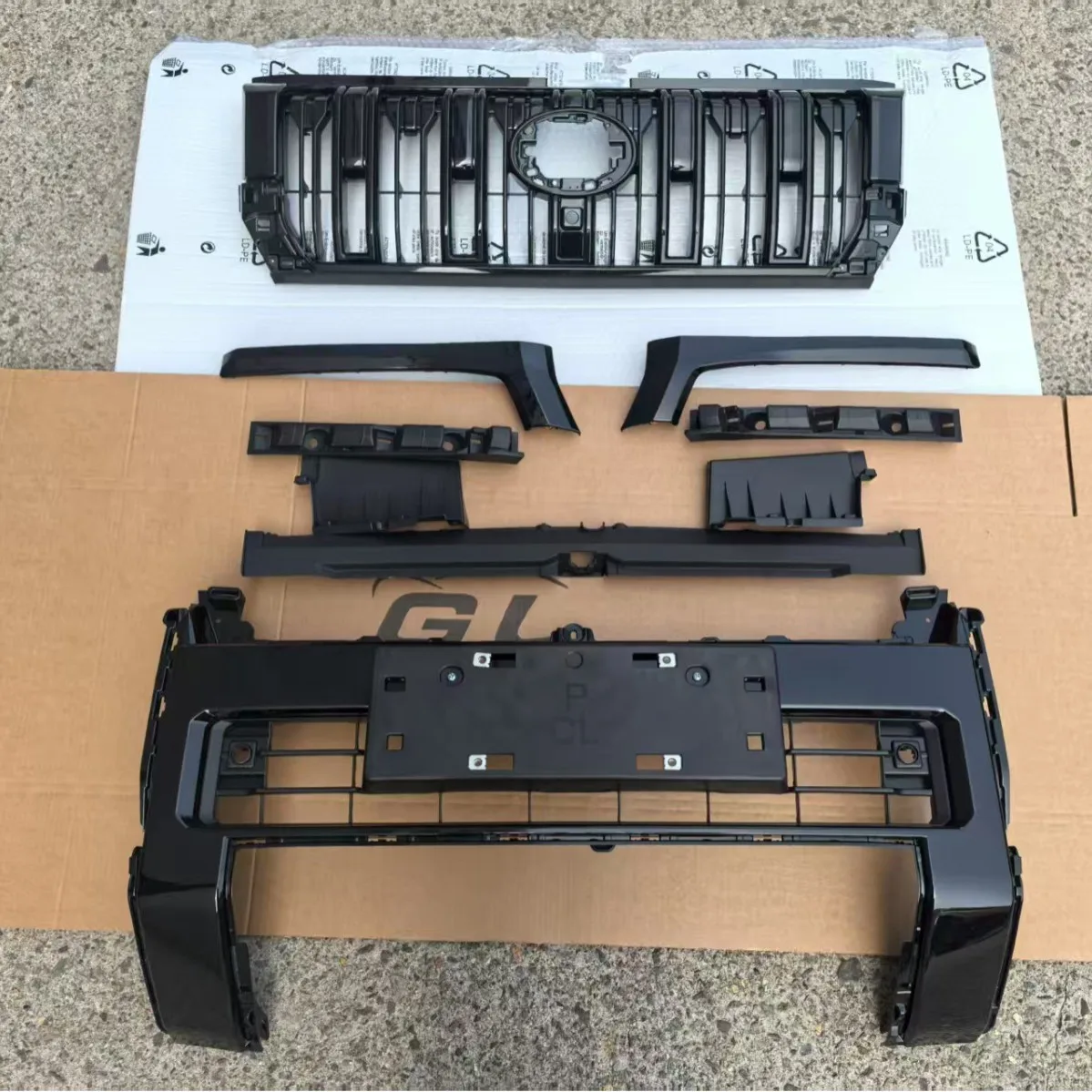 Suspension Lift Kit & Letter Style Front Grille Mod Parts For Toyota Prado LC250 2024-2025