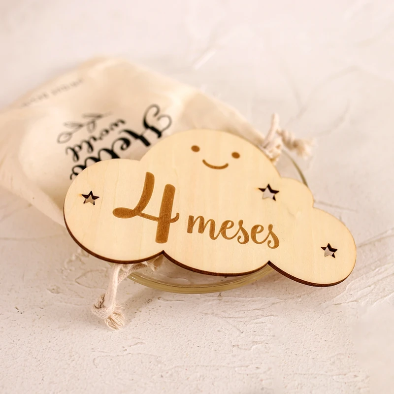 English&Spanish Wooden Baby Milestone Number Month Memorial Cards Items  Cute Cloud Shape Newborn Photography Accessories Props