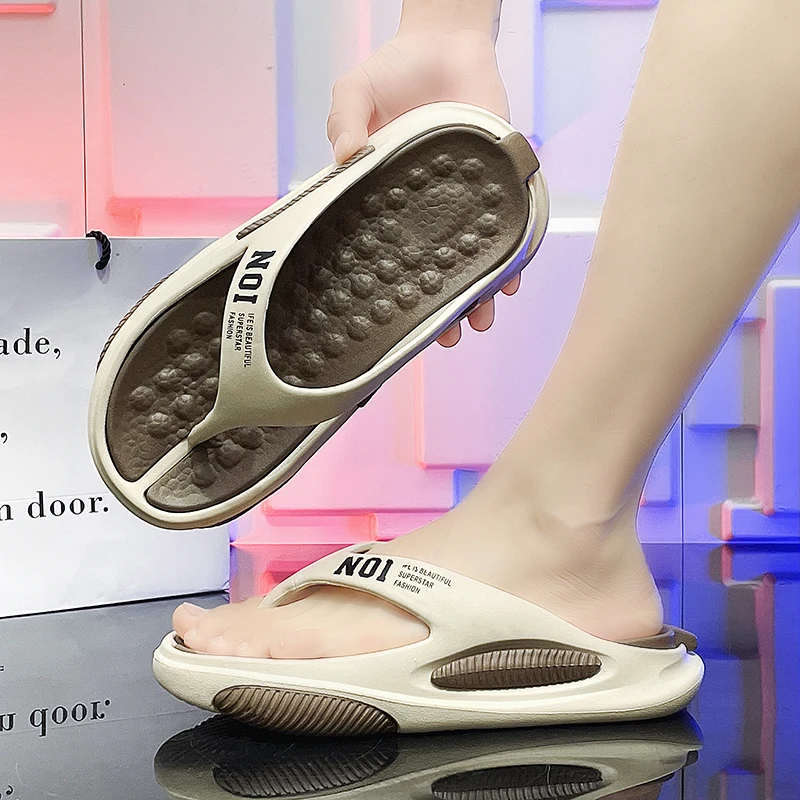 

Новые мужские уличные пляжные сандалии 2026 года с толстой подошвой, нескользящие, дышащие, износостойкие шлепанцы