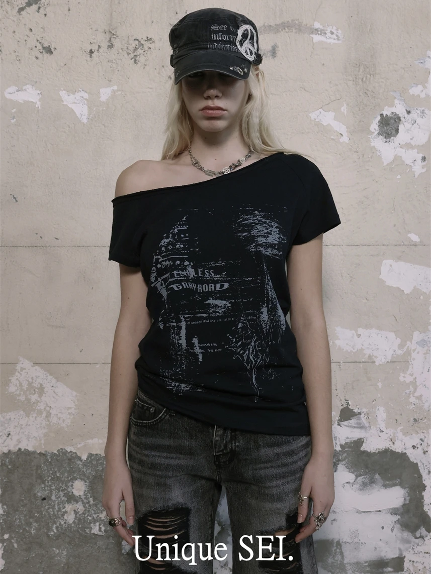 

Streetwear American Spicy Girl Letter Print Slanted Collar Off Shoulder Casual Short Sleeved T-shirt for Women Casual Y2k Top