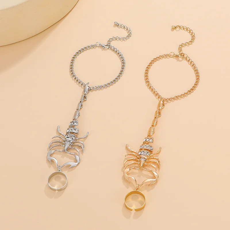 WANZHI New Punk Gold Plated Inlaid Zircon Scorpion Bracelet for Women Exaggerate Animal Connect Fingers  Party Jewelry