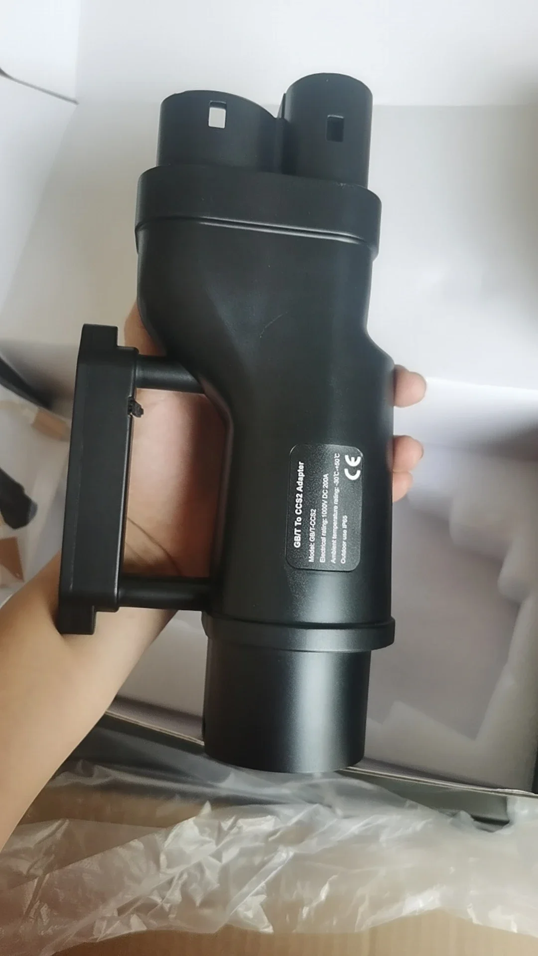 EV Fast Charging Factory Price Plug 200A DC EV Charger Connector GBT To CCS2 Adapter