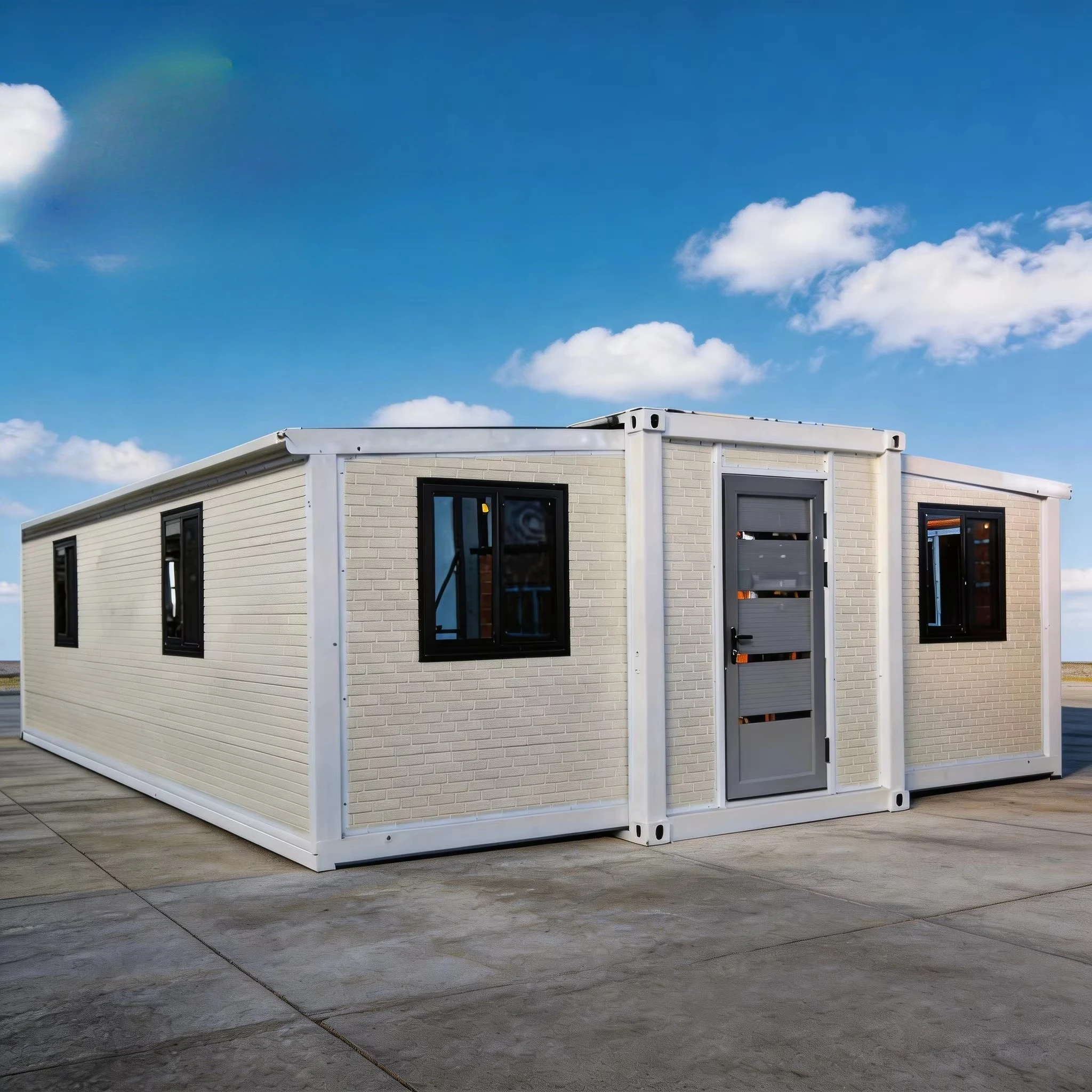Double Wing Expandable  Container House Prefab Expandable 40FT Foldable Design Portable Tiny Home Waterproof Sturdy Mobile Hotel
