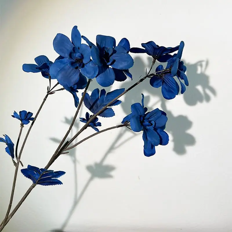 

Loving A Touch of "Klein Blue" Simulated Flower Bell Orchid Silk Flower Jumping Blue Light Luxury Artificial Flowers In The Room