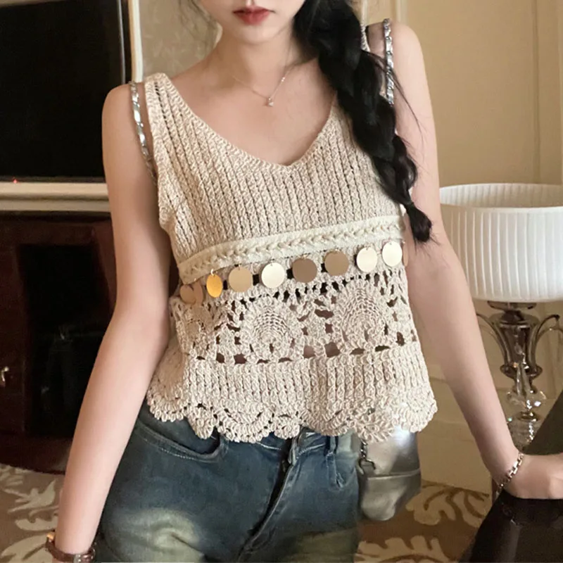 

Boring Honey Round Collar Knitted Summer Clothes For Women Sleeveless Hollow Out Crop Tops Solid Color Edible Tree Fungus Tops