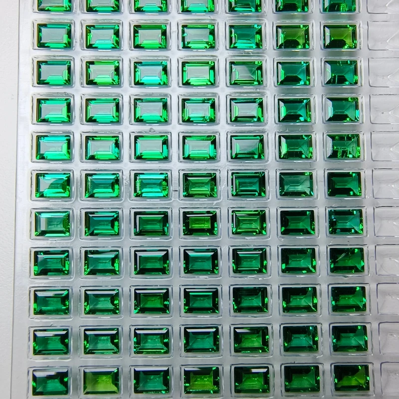 ラボグロウン ザンビア産エメラルド 長方形カット 水熱法手彫り ジュエリーセッティング＆カスタムデザイン選択可能 証明書付き