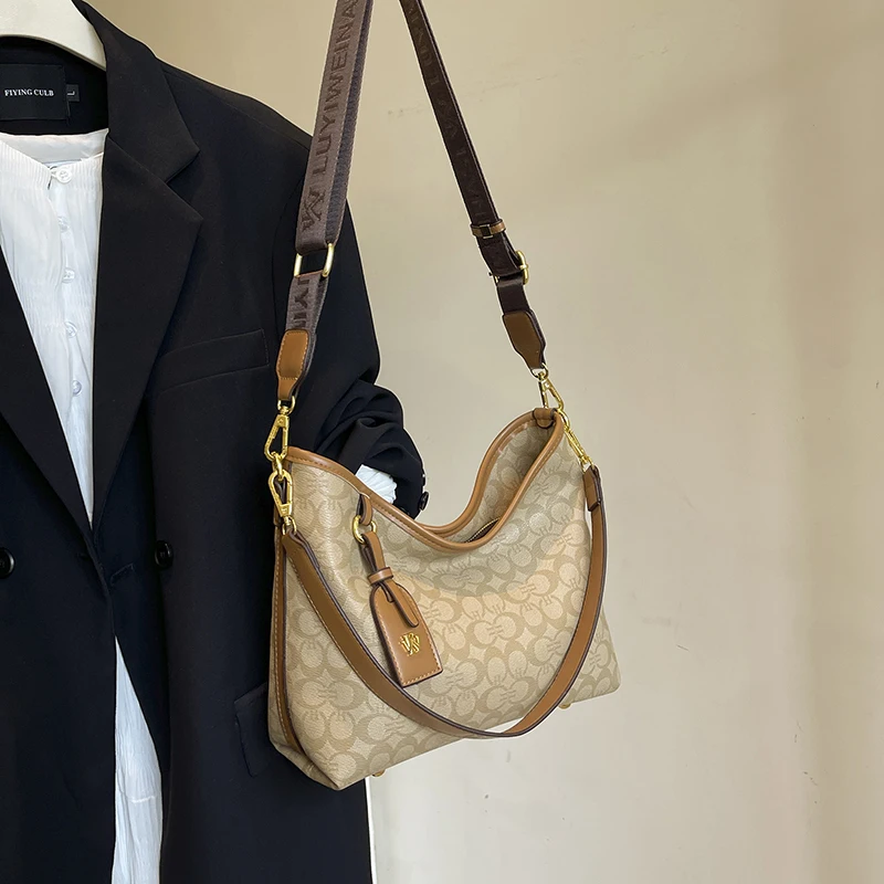 

Classic Elegant Leather Handbag for Ladies Women Fashion Shoulder Messenger Bag By Famous Designer