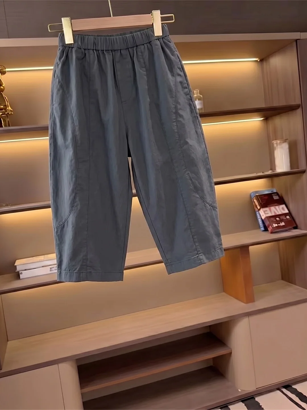 

Boys Summer Thin Nine-Piece Casual Pants Loose Fit Straight Leg Elastic Waist Versatile Trousers for Medium And Large Children