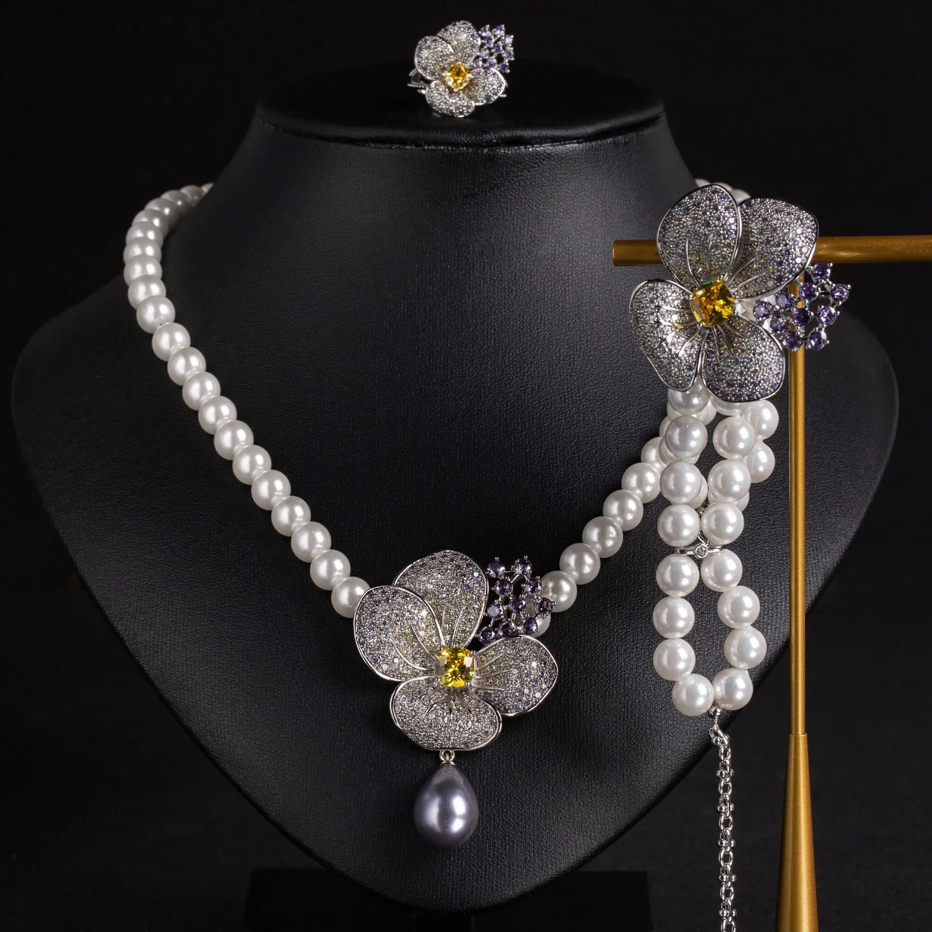 

Sliver color pearl gentle fashion necklace earrings bracelet women dress decoration light luxury jewelry wedding party gift M882