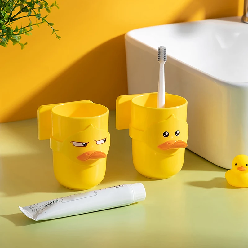 Taza de cepillo de dientes de pato amarillo 3 en 1, vasos portátiles para lavar la boca, soporte de plástico para cepillo de dientes para Hotel y hogar, accesorios de baño