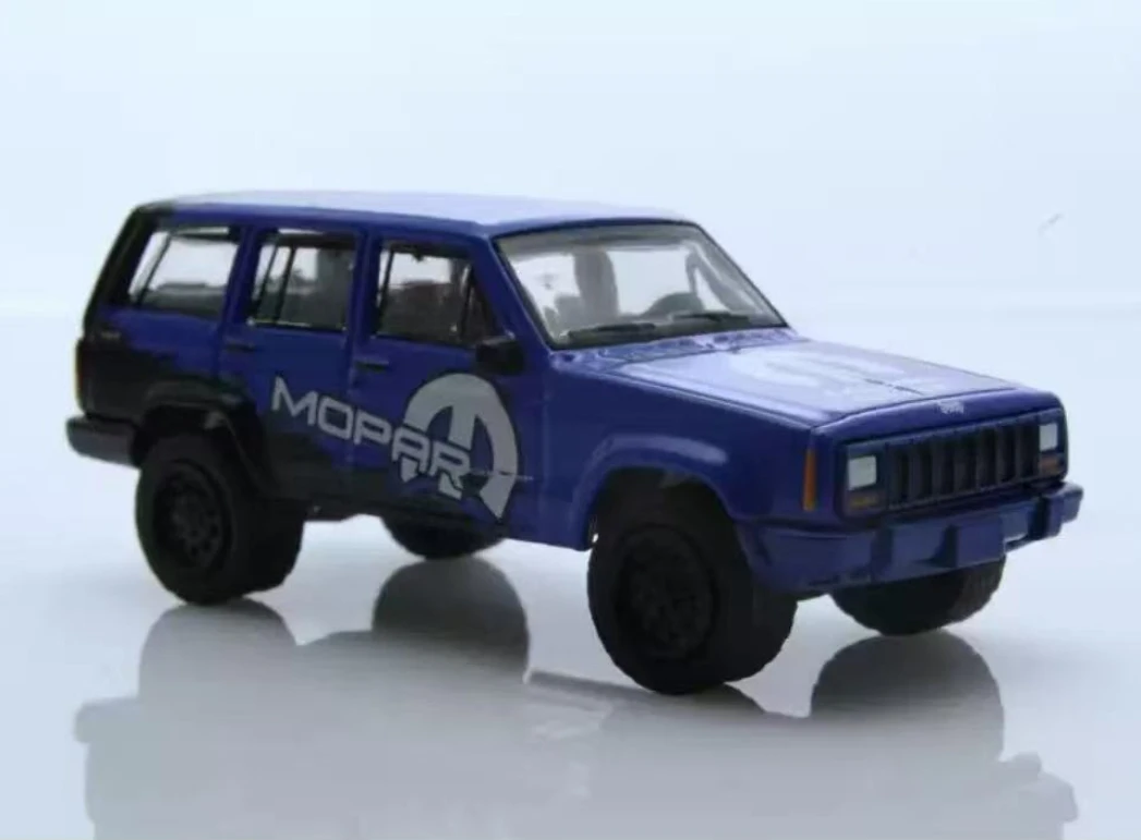 Greenlight 1:64 2001 Jeep Cherokee Sport Mopar Off-Road Con Auto Da Corsa Pressofuso In Lega di Metallo Modello di Auto Giocattoli Per La Collezione Regalo