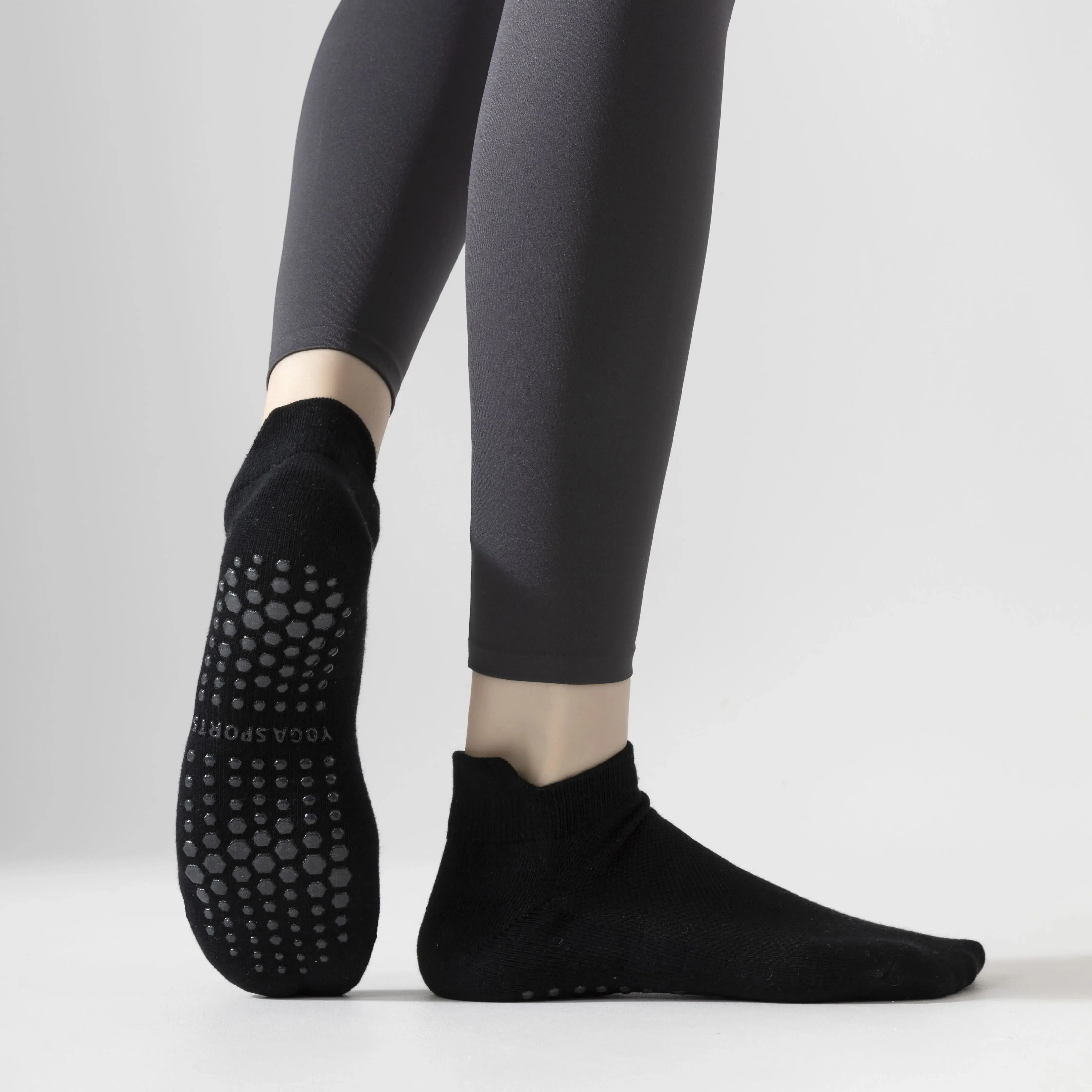 1 par aperto pilates feminino - Pilates Yoga And Barre avaliação e preço