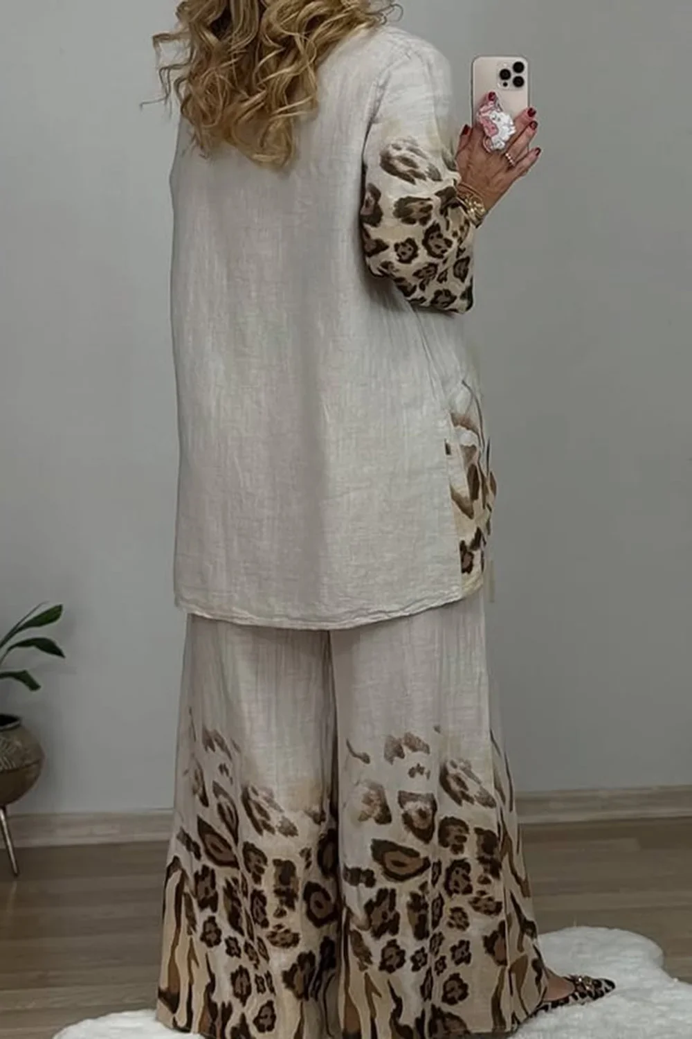 Women's Plus Size Two Piece Set Vacation Casual Leopard Round Neck Short Sleeve Pocket Two Piece Pant Sets Vintage Matching Set