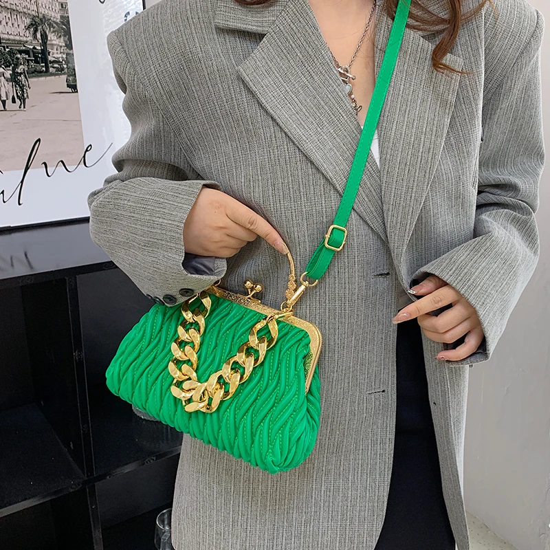 Top Brand Shoulder Bag Women Shell Clip Clutch Purse 2024 Winter Green Gold Silvery Black Coffee Handbag Designer Crossbody Bag