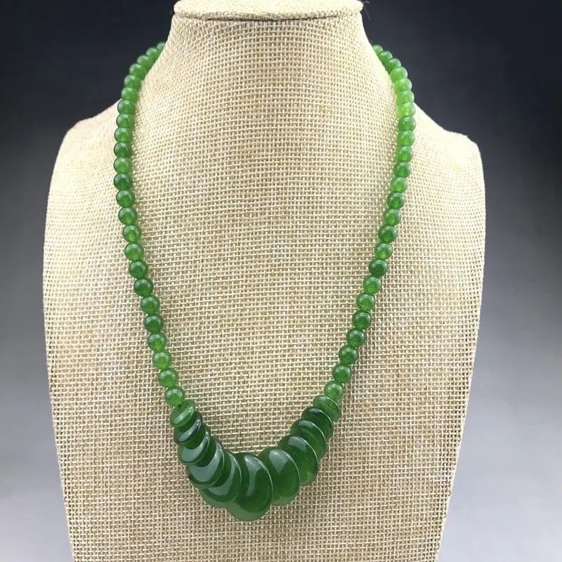 Chinese Hand-carved 100% Natural Jade Necklace Hand String Polished Exquisite Green Necklace Jewelry