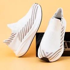 

Mesh fabric flying woven sports shoes, socks shoes, men's and women's breathable running shoes, popcorn couple shoes