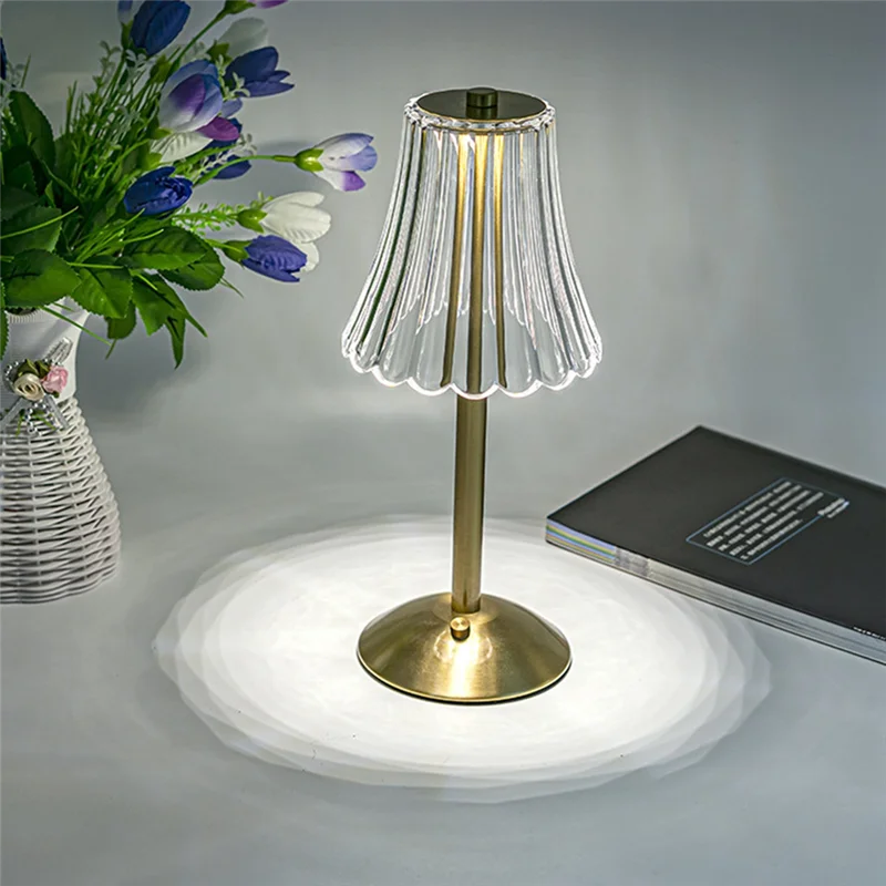 LED Crystal Decorative Table Lamp 800MAh Rechargeable Atmosphere Night Light 3-Levels Brightness for Restaurant Cafe