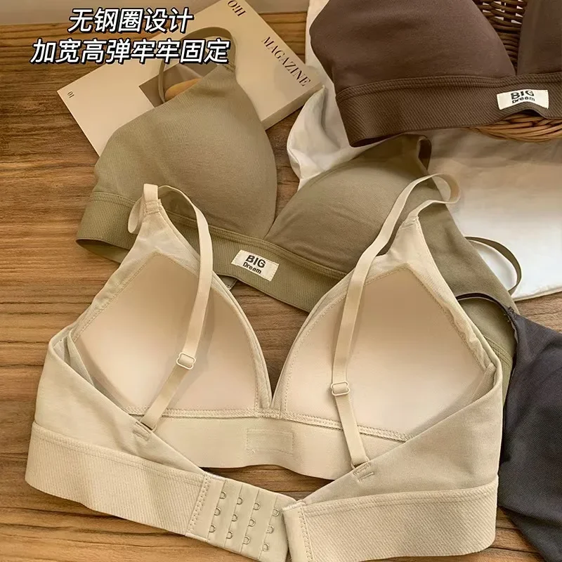 ชุดชั้นในสตรีสามเหลี่ยมฝรั่งเศสถ้วยหน้าอกเซ็กซี่ Underwire Bra บาง